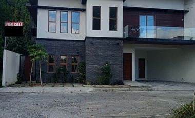 Luxurious House and Lot for sale in Novaliches QC with 3 Bedrooms and 1 Car Garage PH2519