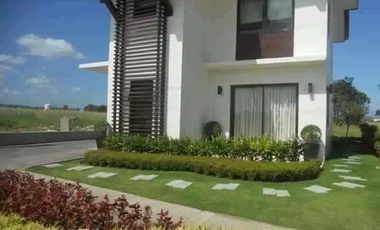 NO BIG CASH OUT AFFORDABLE LOT IN METRO MANILA