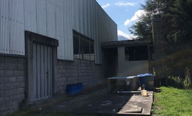 Galpon industrial de venta cerca de Quito.  10.000 m2 terreno - 1.820 m2 construccion