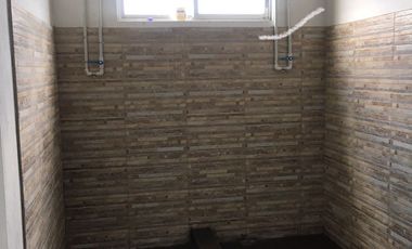 Galpon industrial de venta cerca de Quito.  10.000 m2 terreno - 1.820 m2 construccion