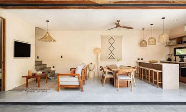 Casa con alberca, jacuzzi, terraza, paneles solares, en venta Tulum.