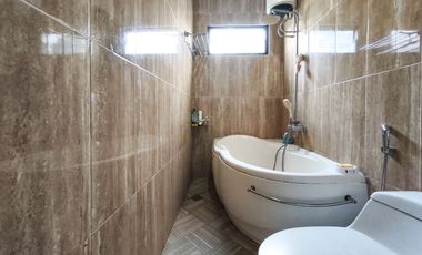 Rumah LB 250 Hadap Selatan 12 Menit ke Mall Teras Kota J-37042