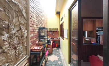 Rumah LB 250 Hadap Selatan 12 Menit ke Mall Teras Kota J-37042