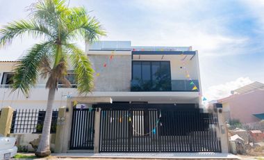 Nueva casa en venta en Fluvial Vallarta, 3 recamaras, alberca y terraza