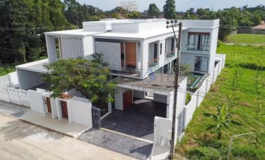 New Modern House with Pool in Hang Dong for Sale or Rent near Kad Farang Village