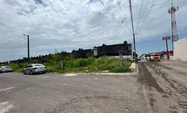 RENTA de terreno EN ESQUINA para USO COMERCIAL EMPRESAS A LARGO PLAZO Calle Rio Pas entre Río Guadalquivir -  424.17 m2