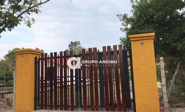 Se Vende Casa de Campo en la Vereda el Palmar - Santander