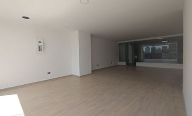 Local en arriendo en El Tabor.