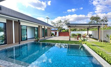 Pool Villa Bang Krachao  for  Sale