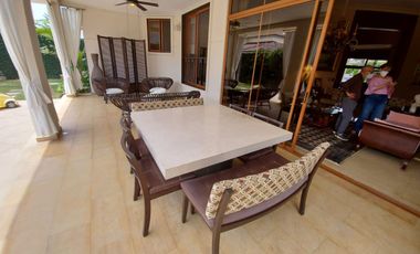 Samborondon, Venta de Casa 4 Dormitorios de una planta
