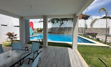 VENTA DE CASA EN CONDOMINIO CUERNAVACA