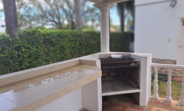 VENTA DE CASA QUINTA MELGAR