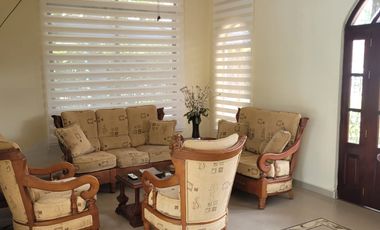 VENTA DE CASA QUINTA MELGAR