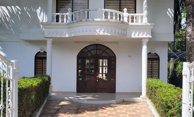 VENTA DE CASA QUINTA MELGAR