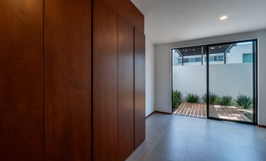 🚨VENTA🚨 CASA NUEVA A 4 MINUTOS DEL TEC DE MTY CON TERRAZA