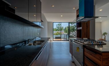 🚨VENTA🚨 CASA NUEVA A 4 MINUTOS DEL TEC DE MTY CON TERRAZA