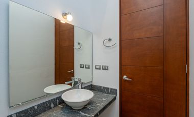 🚨VENTA🚨 CASA NUEVA A 4 MINUTOS DEL TEC DE MTY CON TERRAZA