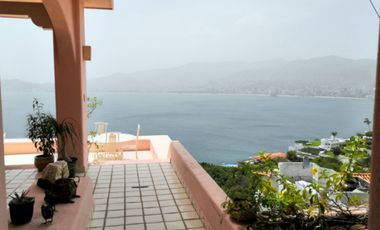 Casa de 5 recámaras y vista al mar Marina Brisas Acapulco