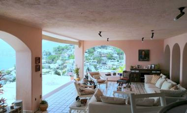 Casa de 5 recámaras y vista al mar Marina Brisas Acapulco