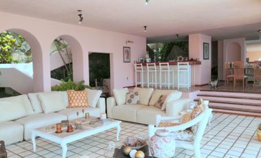 Casa de 5 recámaras y vista al mar Marina Brisas Acapulco