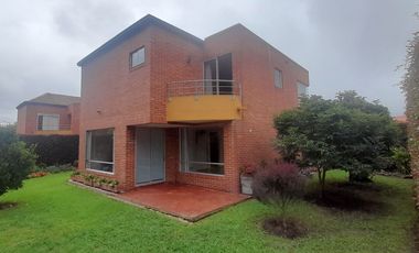 CASA EN CAJICA