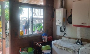 CASA ESQUINA VILLA OSCAR CASTRO