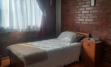 CASA ESQUINA VILLA OSCAR CASTRO