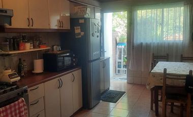 CASA ESQUINA VILLA OSCAR CASTRO