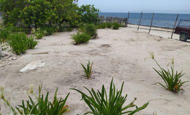 Terreno frente de playa en venta San Crisanto