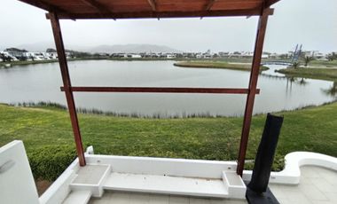 Vendo Casa De 2 Pisos -   Puerto Nuevo – Frente a la Laguna Condominio Privado -Km 71 Panamericana  Sur