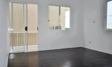 4Bedroom House and Lot fot Sale  Alenxandra Single Attached With fence Ready for Occupancy