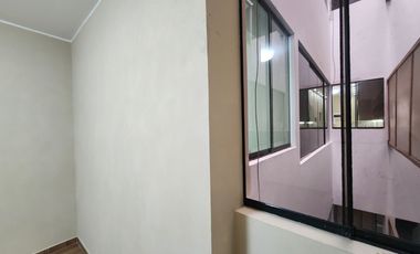 Vendo Dpto. Av. Metropolitana. Ate