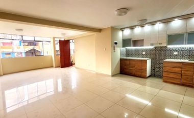 Vendo Dpto. Av. Metropolitana. Ate