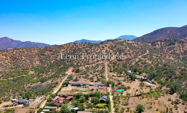 Leon Propiedades vende Terreno de 4 ha. en sector Los Naranjos, Curacavi.