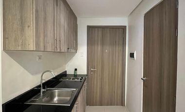 1 BEDROOM CONDO NEAR SM STA ROSA, BRENT SCHOOL, SLEX AND CALAX EXIT