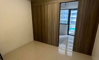 1 BEDROOM CONDO NEAR SM STA ROSA, BRENT SCHOOL, SLEX AND CALAX EXIT