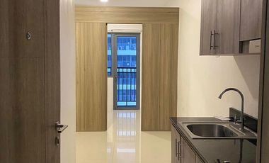 1 BEDROOM CONDO NEAR SM STA ROSA, BRENT SCHOOL, SLEX AND CALAX EXIT