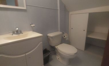 $8,550,000.00 EN ZONA DORADA EXELENTE CASA TOTALMENTE RENOVADA. DOBLE VIGILANCIA CON RECÁMARA EN PLANTA BAJA CON BAÑO