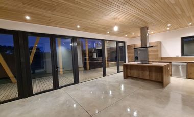 Venta casa a Estrenar en Puerto Varas