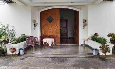 Dijual Rumah Elegant Halaman Luas Akses Mudah Di Pondok Pinang