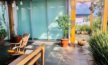 Casa en venta con alberca en Valle Imperial en Zapopan