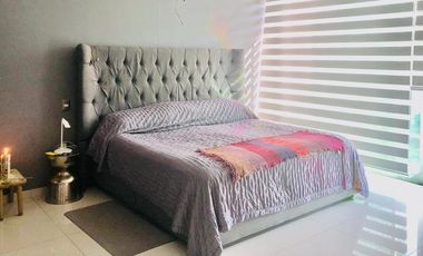 Casa en venta con alberca en Valle Imperial en Zapopan