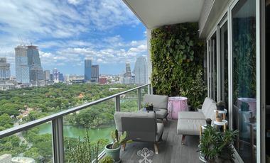 ✨A beautifully renovated 2-beds at 185 Rajadamri offers an open space living area, new modern kitchen, and spacious balcony with spectacular views of Lumpini Park. The unit is modern in style and has 181 sqm on title deed. It is available for only 65 MB.