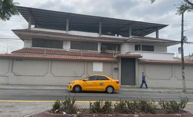 Casa de Alquiler o Venta en la Garzota