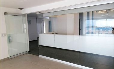 PR18346 Bodega en arriendo en el sector San Diego