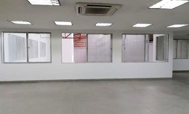 PR18346 Bodega en arriendo en el sector San Diego