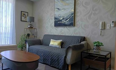 2 Bedroom Unit Facing Mactan Chanel For Sale in Mandani Bay Tower 1