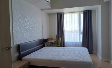 2 Bedroom Unit Facing Mactan Chanel For Sale in Mandani Bay Tower 1