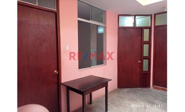 Vendo Casa Lista Para Habitar En Avenida - Urb. Manuel Arevalo 108M2 ID 1086517