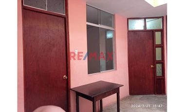 Vendo Casa Lista Para Habitar En Avenida - Urb. Manuel Arevalo 108M2 ID 1086517